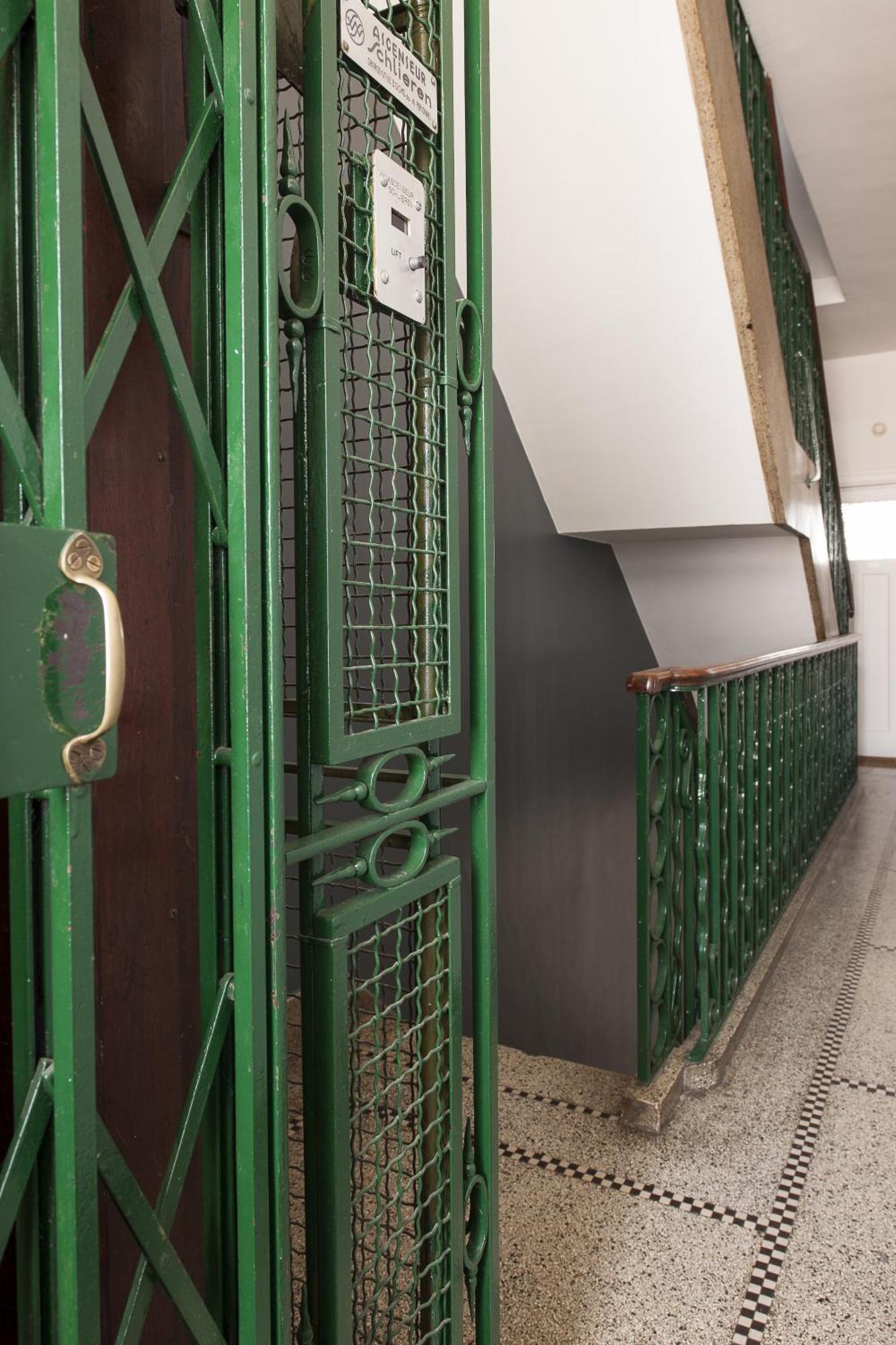 Smartflats City - Manneken Pis Brussel Rom bilde